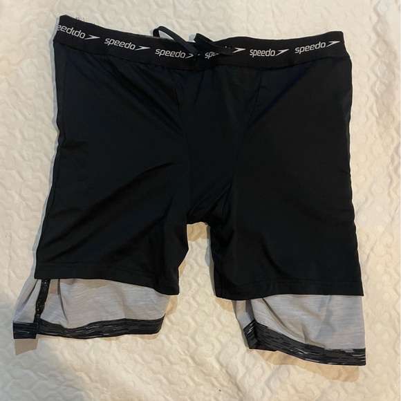 Speedo Swim Trunks Men’s XL Black and Gray Compression Lining Swim Pool Beach - Picture 11 of 11